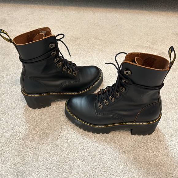 Dr. Martin Leona black platform boots size 7 - Picture 4 of 12